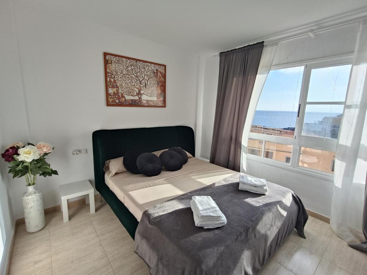 Apartamento Familiar Arcoiris Primera Linea De La Playa Callao Salvaje Luaran gambar
