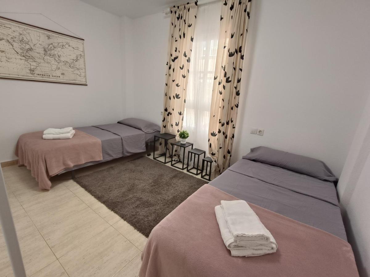 Apartamento Familiar Arcoiris Primera Linea De La Playa Callao Salvaje Luaran gambar