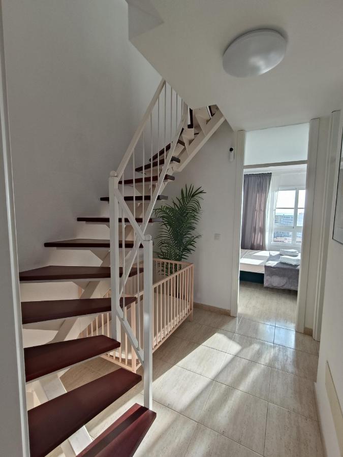Apartamento Familiar Arcoiris Primera Linea De La Playa Callao Salvaje Luaran gambar