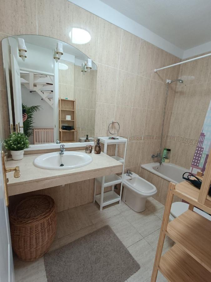 Apartamento Familiar Arcoiris Primera Linea De La Playa Callao Salvaje Luaran gambar