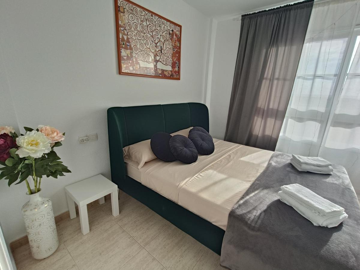 Apartamento Familiar Arcoiris Primera Linea De La Playa Callao Salvaje Luaran gambar