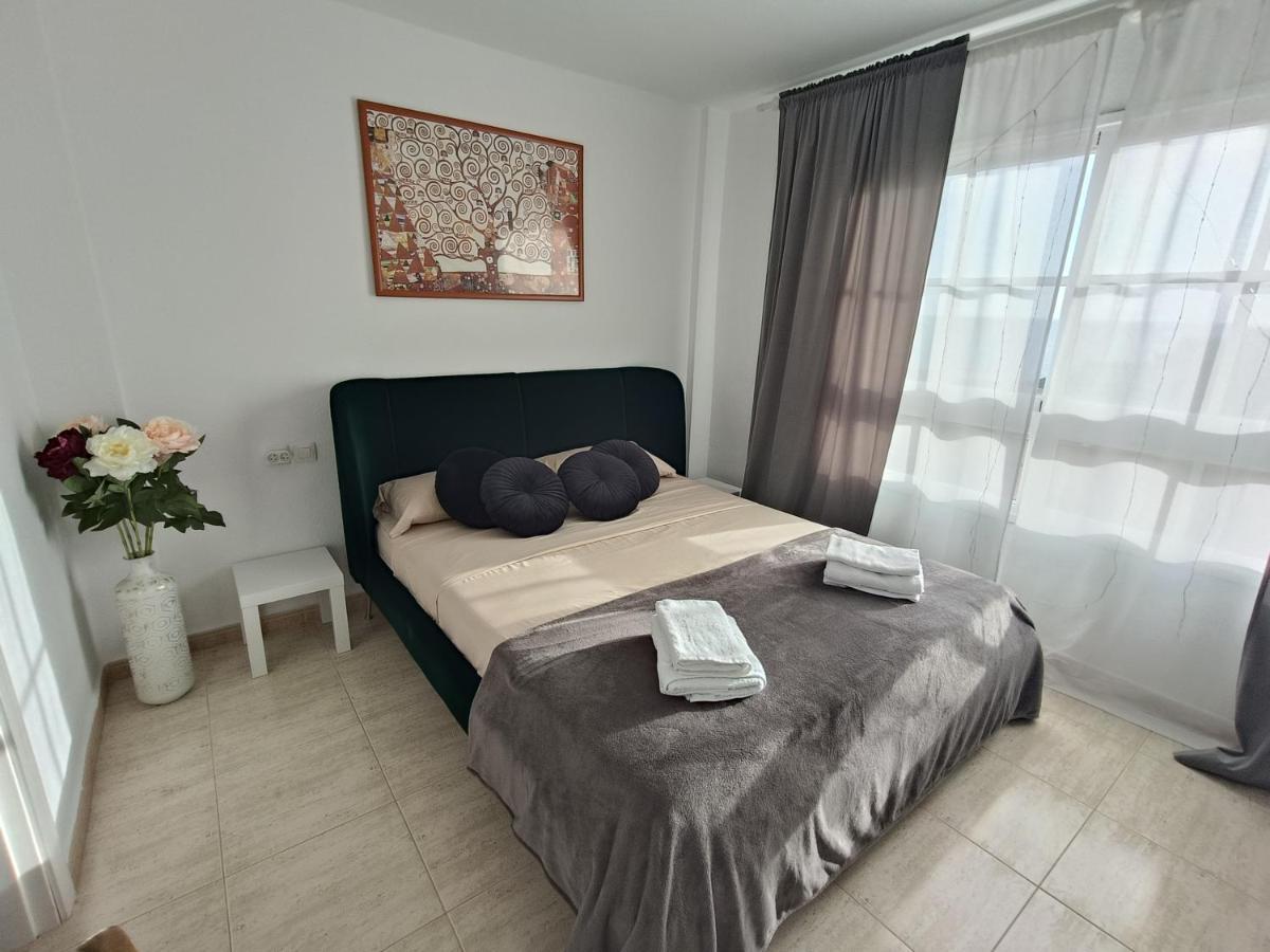Apartamento Familiar Arcoiris Primera Linea De La Playa Callao Salvaje Luaran gambar