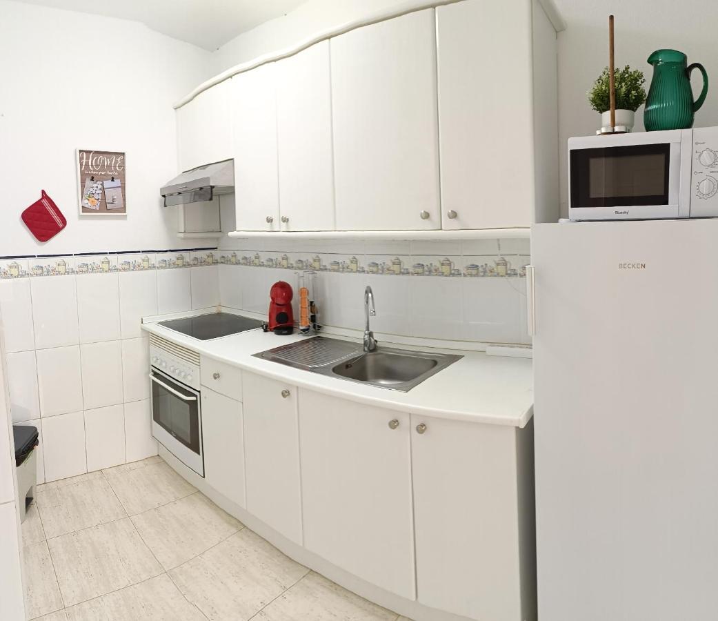 Apartamento Familiar Arcoiris Primera Linea De La Playa Callao Salvaje Luaran gambar