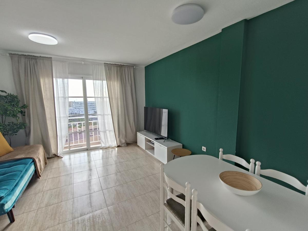 Apartamento Familiar Arcoiris Primera Linea De La Playa Callao Salvaje Luaran gambar